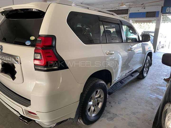 Toyota Prado 2010 for Sale in Gujranwala Toyota Prado 2010 for Sale in Gujranwala Image-4