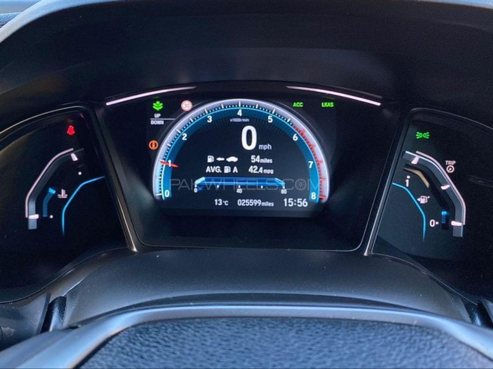 Honda Civic 2018 for Sale in Rawalpindi Honda Civic 2018 for Sale in Rawalpindi Image-8