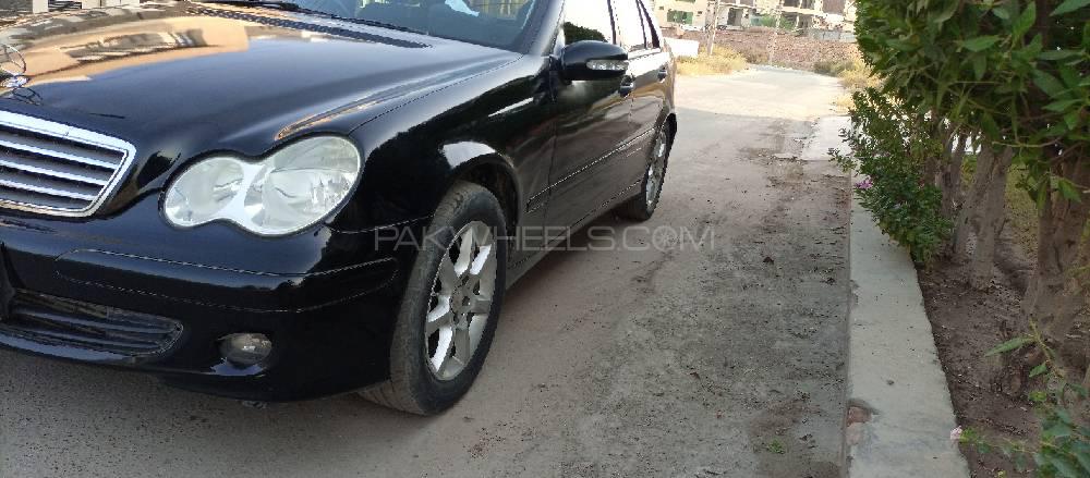 مرسڈیز بینز سی کلاس 2004 for Sale in ملتان مرسڈیز بینز سی کلاس 2004 for Sale in ملتان Image-5