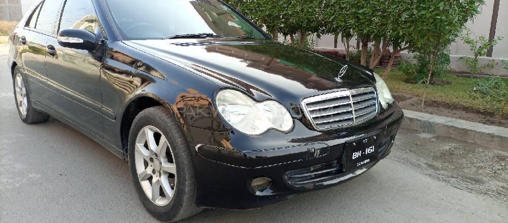 Mercedes Benz C Class 2004 for Sale in Multan Image-1