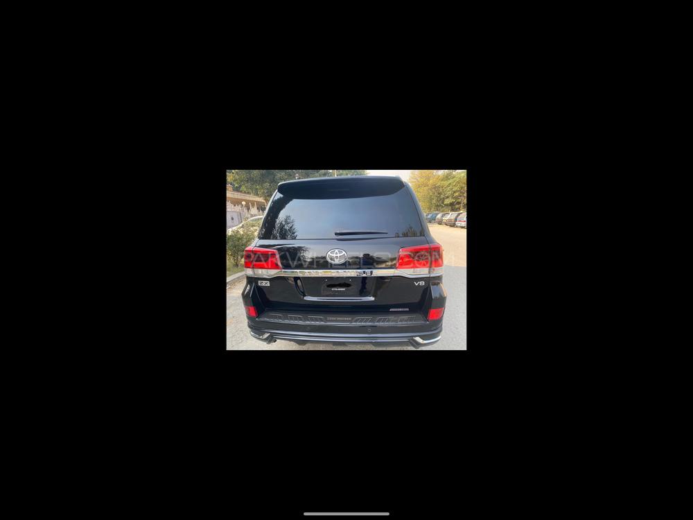 Toyota Land Cruiser 2010 for Sale in Islamabad Toyota Land Cruiser 2010 for Sale in Islamabad Image-2