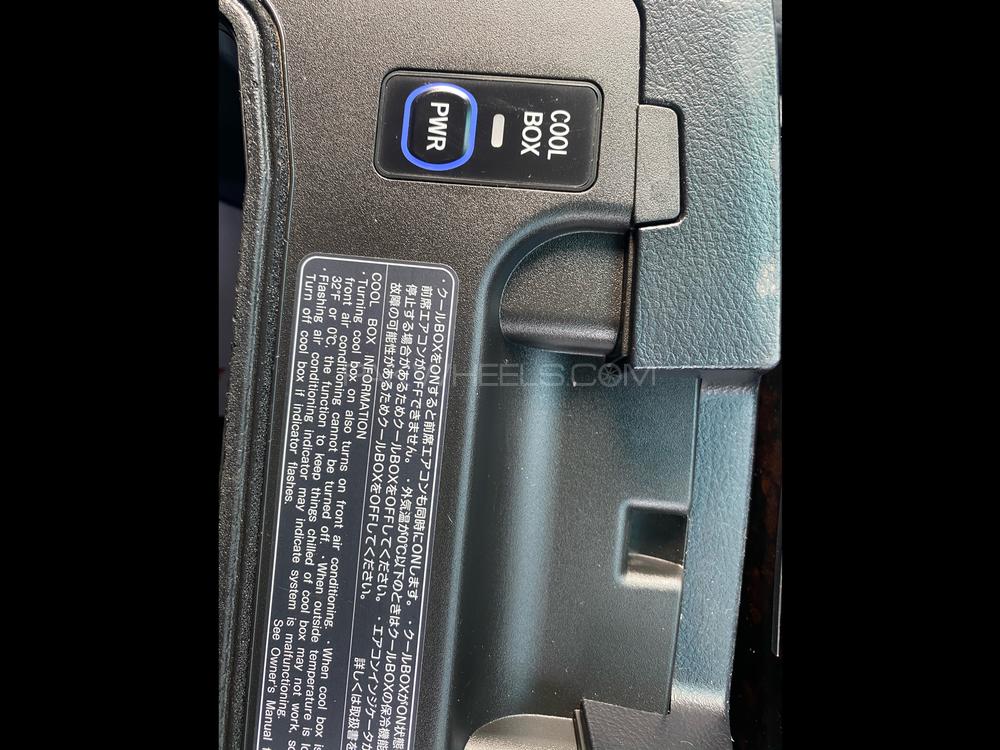 Toyota Land Cruiser 2010 for Sale in Islamabad Toyota Land Cruiser 2010 for Sale in Islamabad Image-10