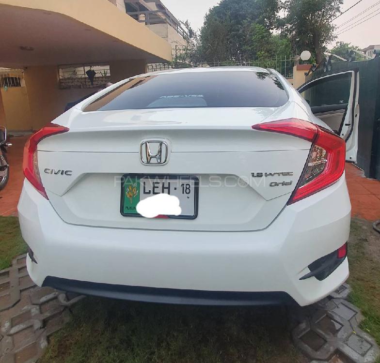 Honda Civic 2018 for Sale in Lahore Honda Civic 2018 for Sale in Lahore Image-6