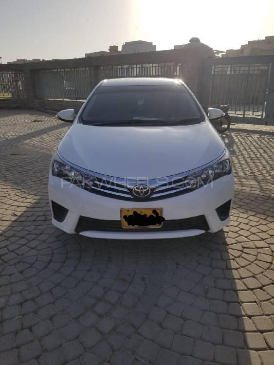 Toyota Corolla 2015 for Sale in Karachi Image-1