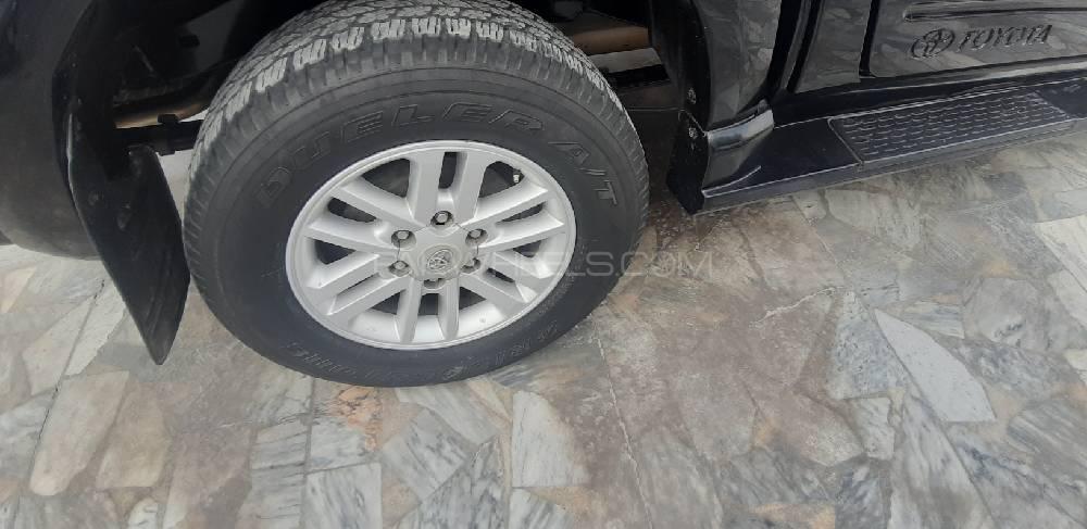 Toyota Hilux 2015 for Sale in Peshawar Toyota Hilux 2015 for Sale in Peshawar Image-11