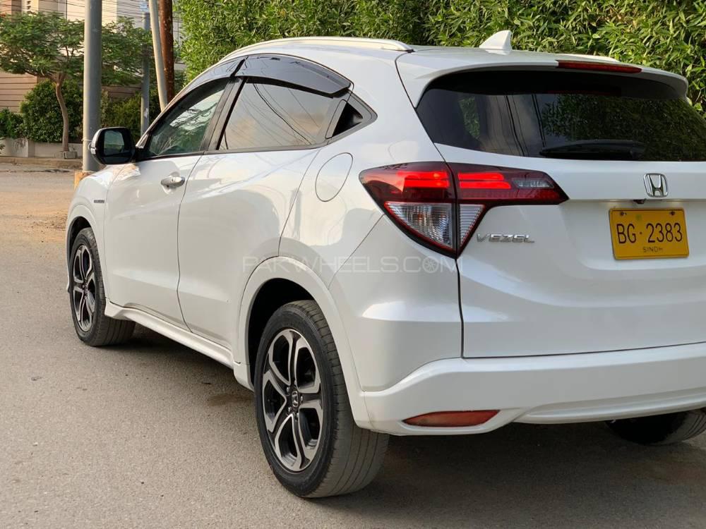 Honda Vezel 2014 for Sale in Karachi Honda Vezel 2014 for Sale in Karachi Image-5