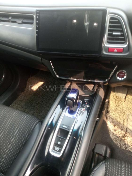 Honda Vezel 2015 for Sale in Gujranwala Honda Vezel 2015 for Sale in Gujranwala Image-13