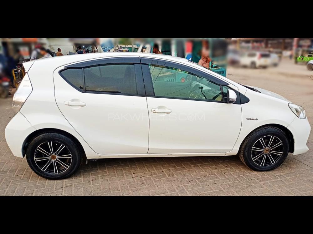 Toyota Aqua 2014 for Sale in Karachi Toyota Aqua 2014 for Sale in Karachi Image-5