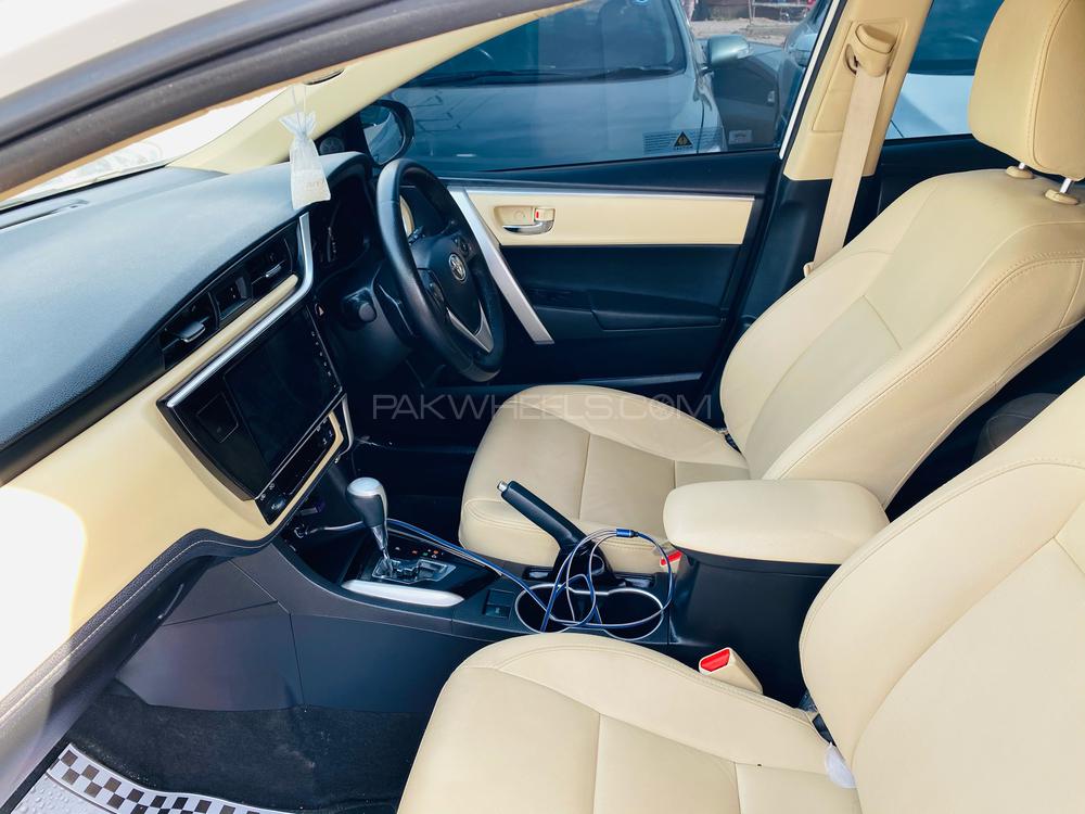 Toyota Corolla 2019 for Sale in Peshawar Toyota Corolla 2019 for Sale in Peshawar Image-3