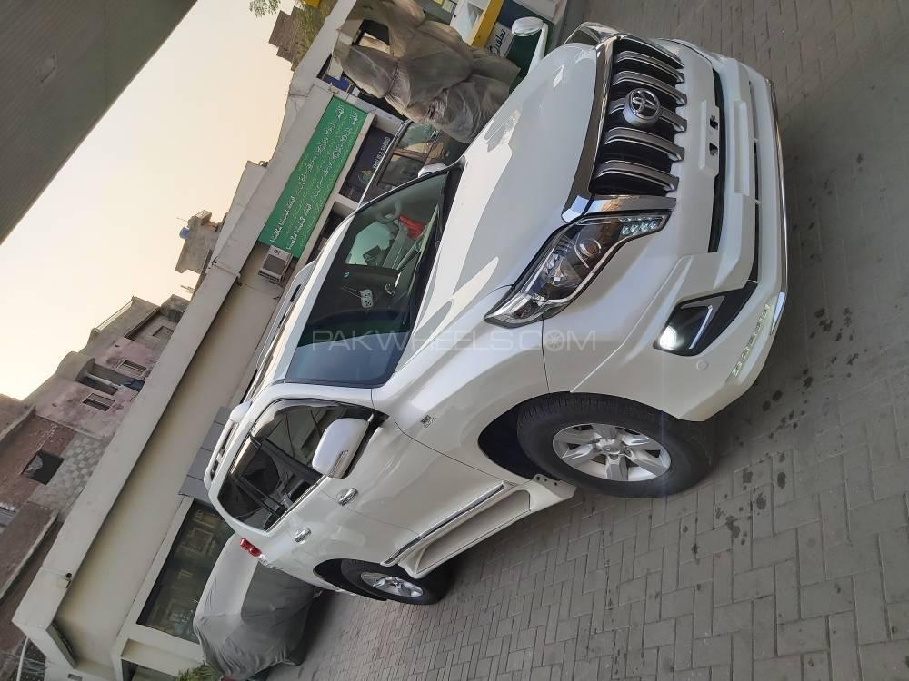Toyota Prado 2010 for Sale in Lahore Image-1