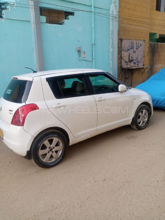 Suzuki Swift 2013 for Sale in Karachi Image-1