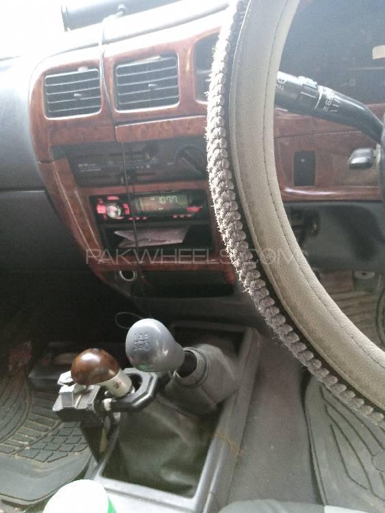 ٹویوٹا ہائیلکس 2002 for Sale in صوابی ٹویوٹا ہائیلکس 2002 for Sale in صوابی Image-3