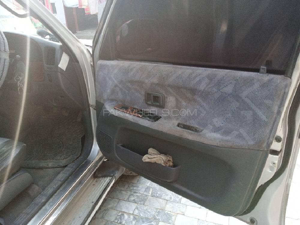 ٹویوٹا ہائیلکس 2002 for Sale in صوابی ٹویوٹا ہائیلکس 2002 for Sale in صوابی Image-4