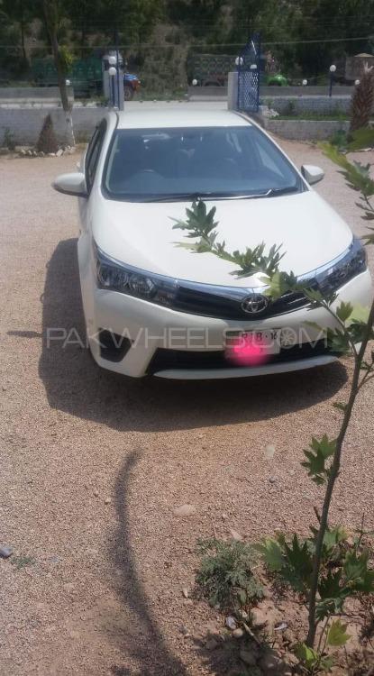 Toyota Corolla 2016 for Sale in Kohat Image-1