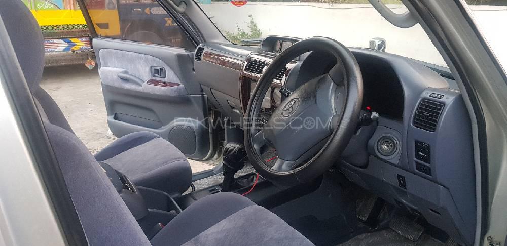 Toyota Prado 2002 for Sale in Lahore Toyota Prado 2002 for Sale in Lahore Image-8