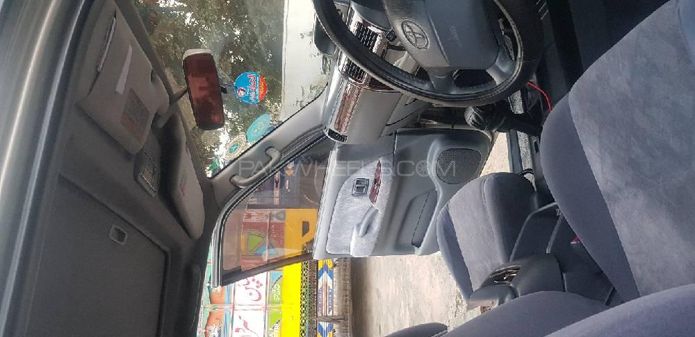 Toyota Prado 2002 for Sale in Lahore Toyota Prado 2002 for Sale in Lahore Image-6