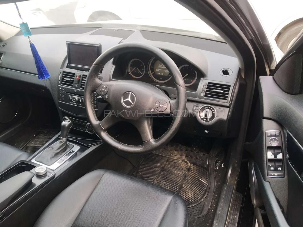 مرسڈیز بینز سی کلاس 2007 for Sale in لاہور مرسڈیز بینز سی کلاس 2007 for Sale in لاہور Image-5