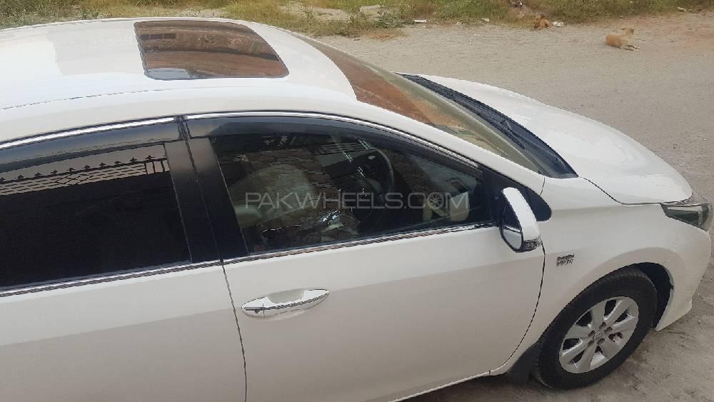 Toyota Corolla 2016 for Sale in Mardan Image-1
