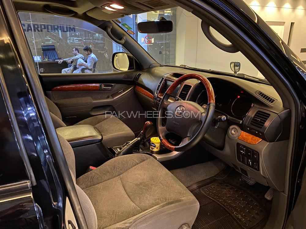 Toyota Prado 2005 for Sale in Peshawar Toyota Prado 2005 for Sale in Peshawar Image-10