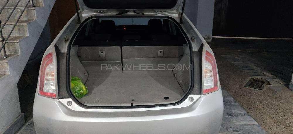 Toyota Prius 2013 for Sale in Swabi Toyota Prius 2013 for Sale in Swabi Image-4
