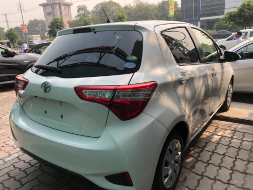 Toyota Vitz 2017 for Sale in Lahore Toyota Vitz 2017 for Sale in Lahore Image-9