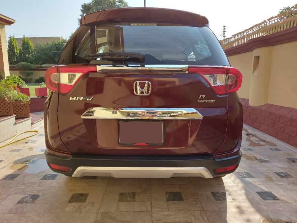 Honda BR-V 2018 for Sale in Sialkot Honda BR-V 2018 for Sale in Sialkot Image-3