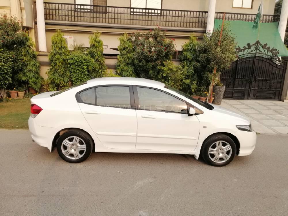 Honda City 2014 for Sale in Lahore Honda City 2014 for Sale in Lahore Image-6