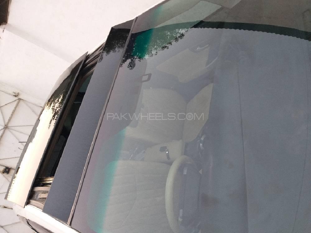 Toyota Prius 2010 for Sale in Peshawar Toyota Prius 2010 for Sale in Peshawar Image-8