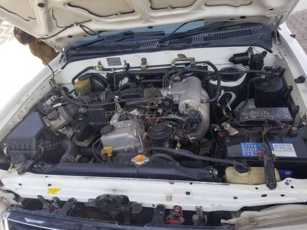 ٹویوٹا سرف 2001 for Sale in پشاور ٹویوٹا سرف 2001 for Sale in پشاور Image-9