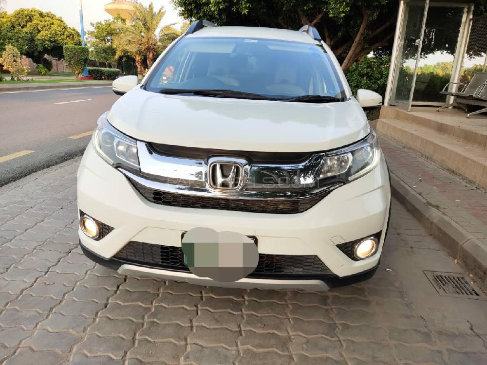 Honda BR-V 2017 for Sale in Lahore Image-1