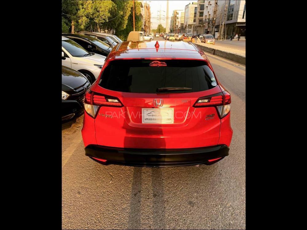 Honda Vezel 2016 for Sale in Karachi Honda Vezel 2016 for Sale in Karachi Image-19