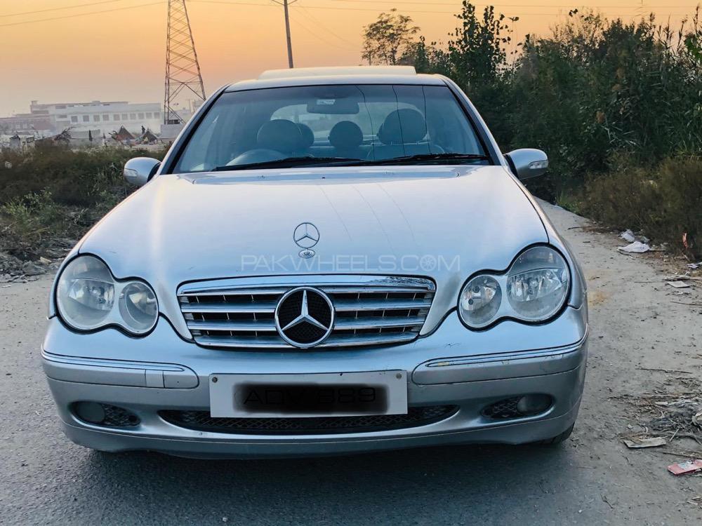 Mercedes Benz C Class 2002 for Sale in Peshawar Mercedes Benz C Class 2002 for Sale in Peshawar Image-19