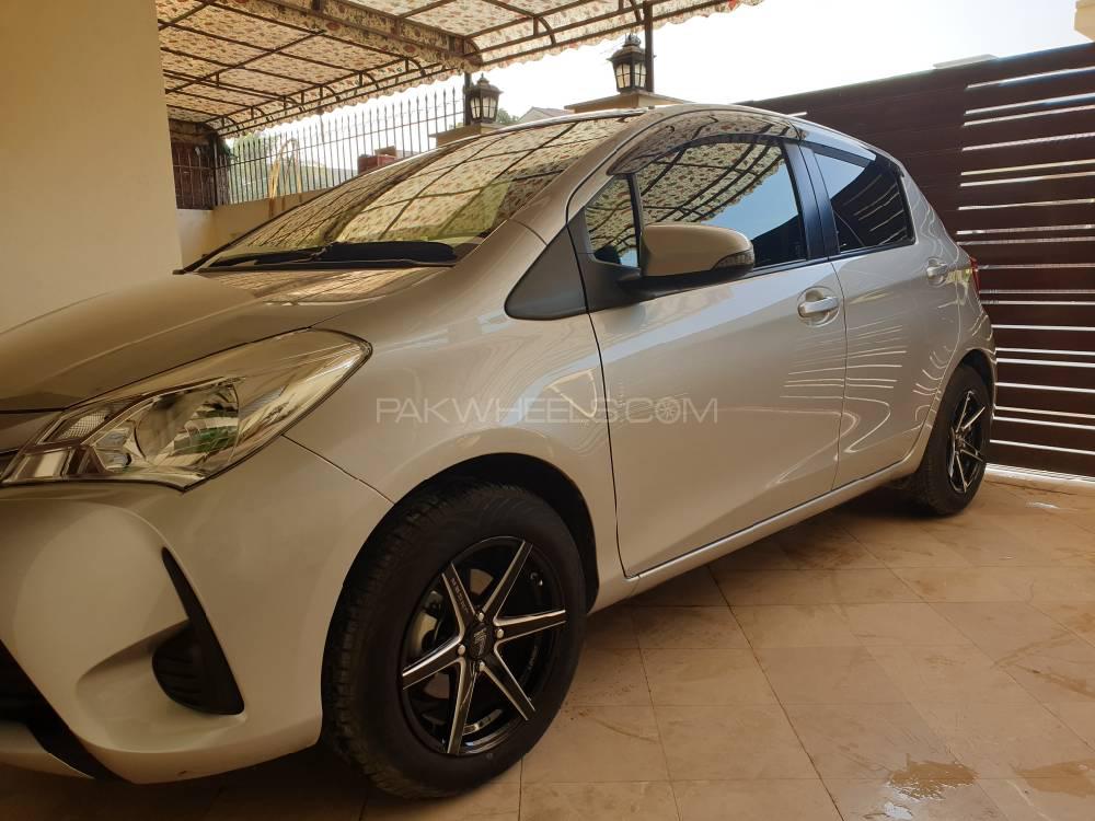 Toyota Vitz 2017 for Sale in Islamabad Image-1