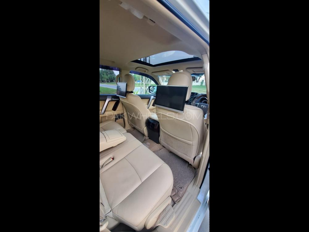 Toyota Prado 2013 for Sale in Sialkot Toyota Prado 2013 for Sale in Sialkot Image-7