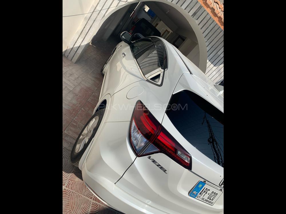 Honda Vezel 2016 for Sale in Islamabad Honda Vezel 2016 for Sale in Islamabad Image-8