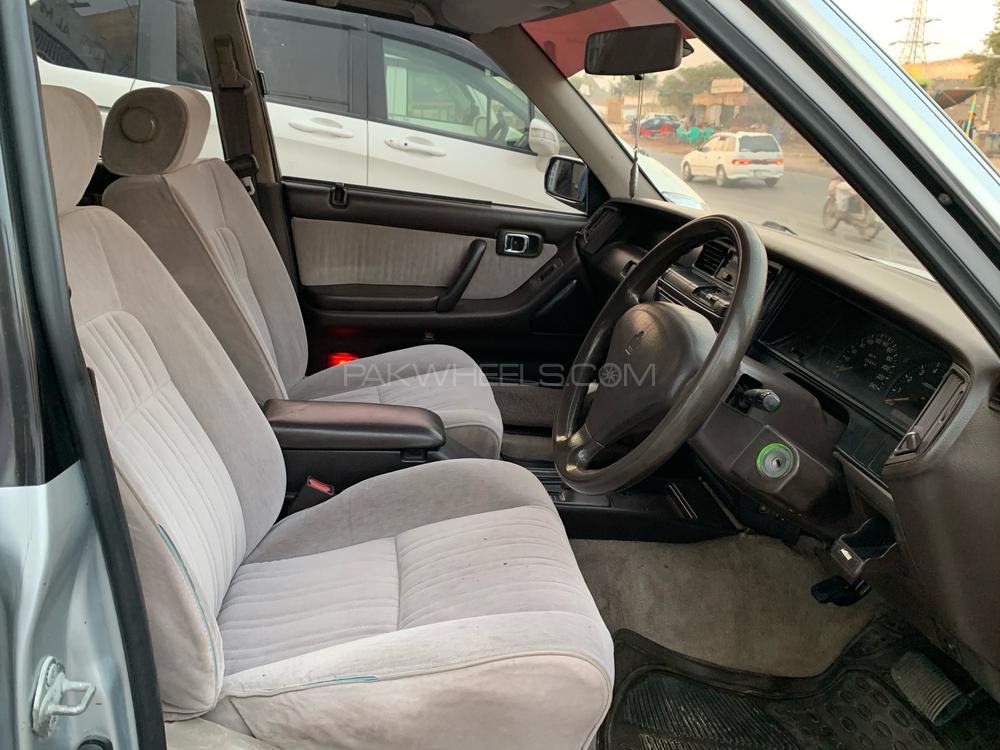 ٹویوٹا کراؤن 1995 for Sale in ساہیوال ٹویوٹا کراؤن 1995 for Sale in ساہیوال Image-8