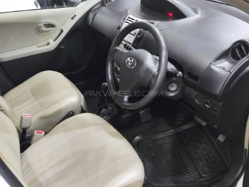 Toyota Vitz 2007 for Sale in Multan Toyota Vitz 2007 for Sale in Multan Image-8