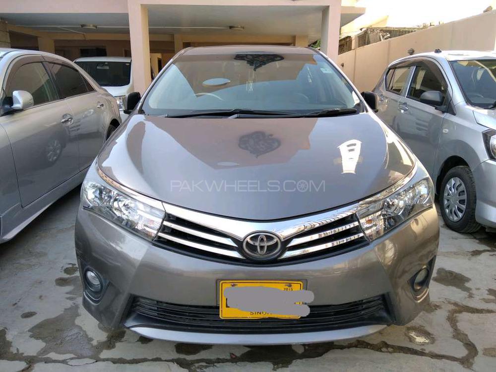 Toyota Corolla 2015 for Sale in Karachi Image-1