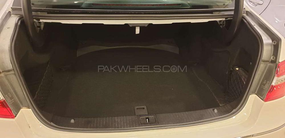 Mercedes Benz E Class 2013 for Sale in Rawalpindi Mercedes Benz E Class 2013 for Sale in Rawalpindi Image-18
