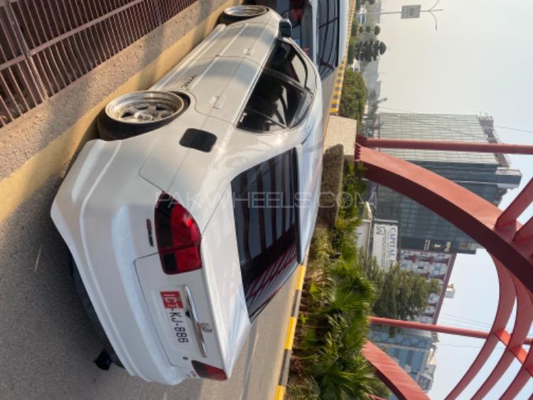 Honda Civic - 2005  Honda Civic - 2005  Image-3