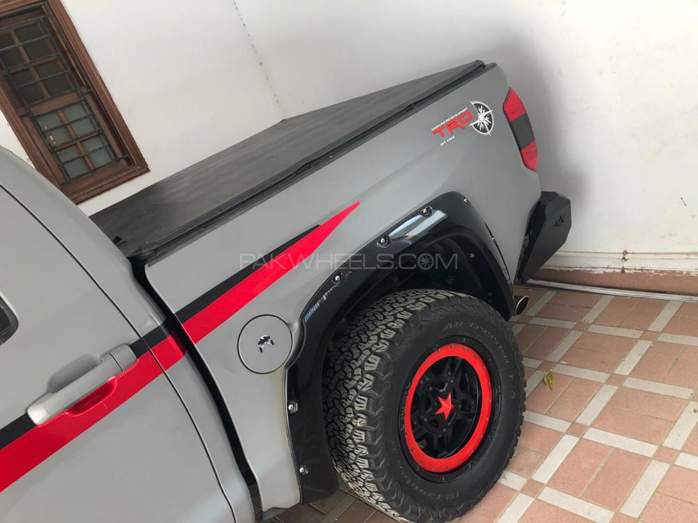 Toyota Tundra 2018 for Sale in Karachi Toyota Tundra 2018 for Sale in Karachi Image-17