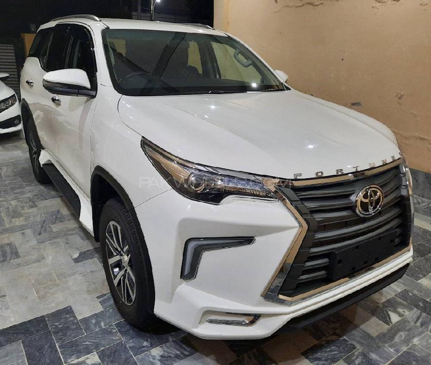Toyota Fortuner 2019 for Sale in Lahore Image-1