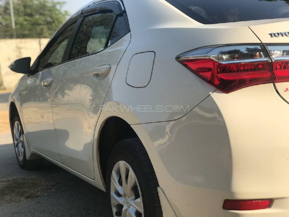 Toyota Corolla 2018 for Sale in Lahore Toyota Corolla 2018 for Sale in Lahore Image-6