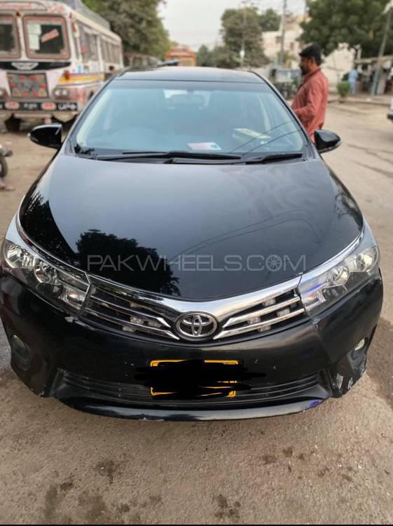 Toyota Corolla 2015 for Sale in Karachi Image-1