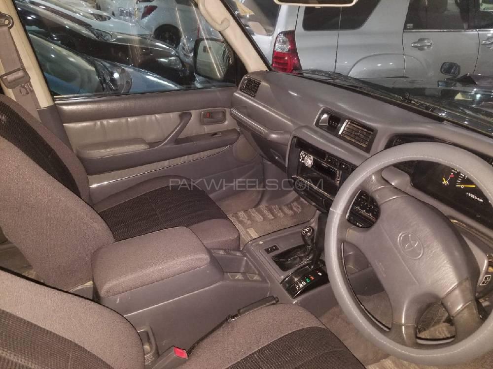Toyota Land Cruiser 1996 for Sale in Quetta Toyota Land Cruiser 1996 for Sale in Quetta Image-4