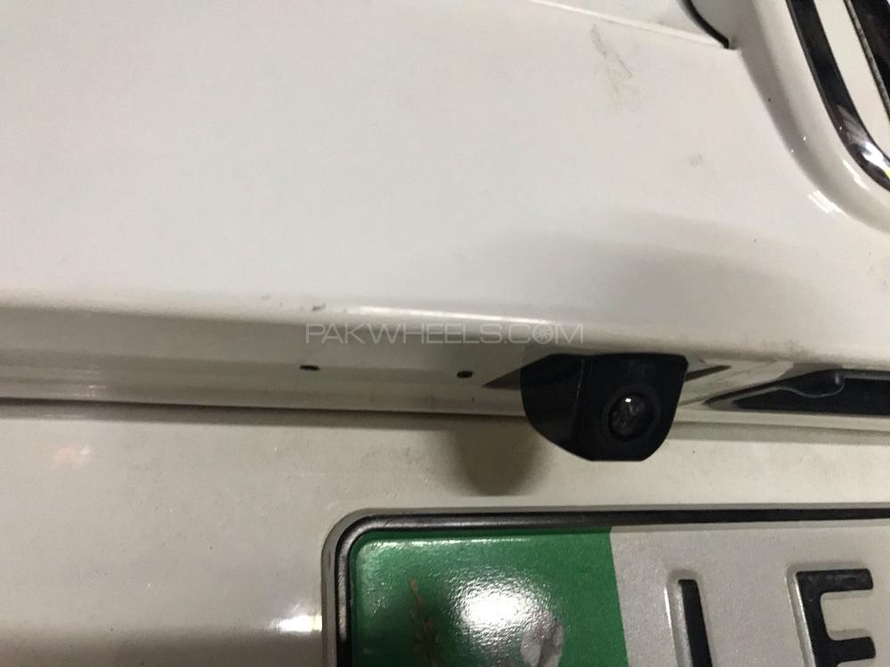 Honda Civic orgnal camera available  Image-1