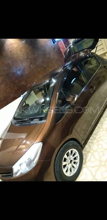 Toyota Vitz 2016 for Sale in Faisalabad Image-1