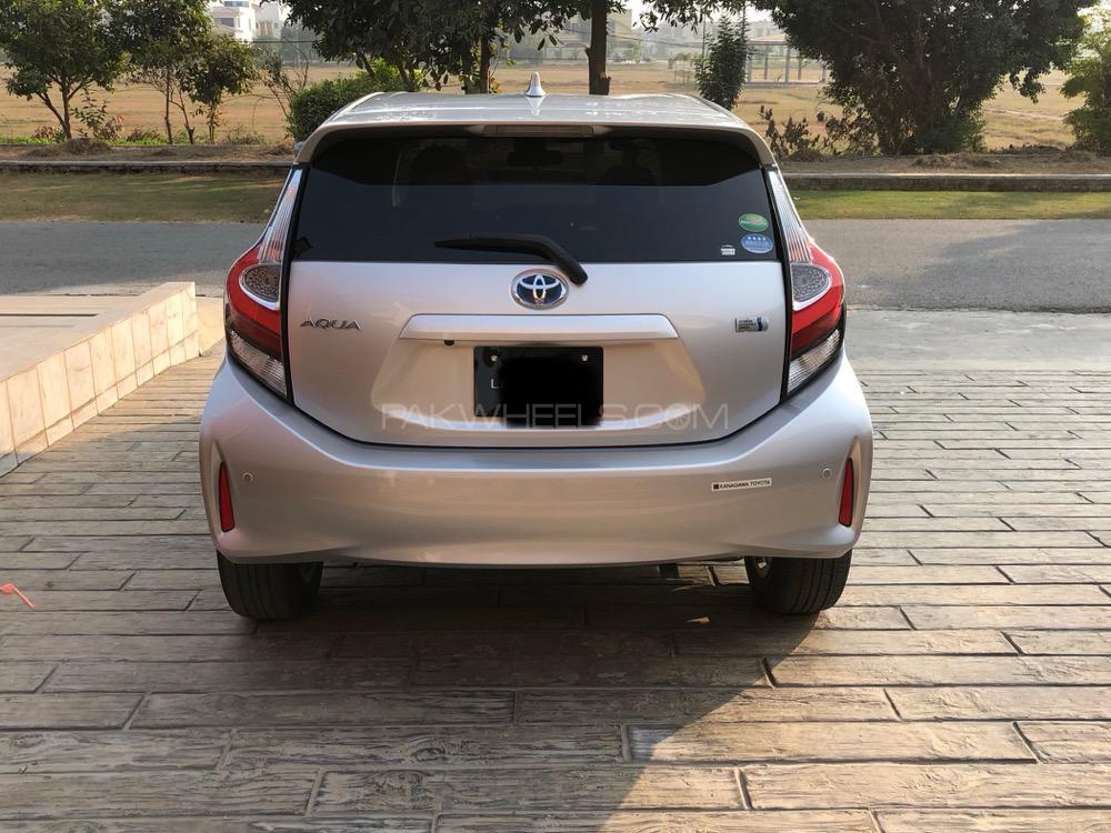 Toyota Aqua 2017 for Sale in Gujranwala Image-1