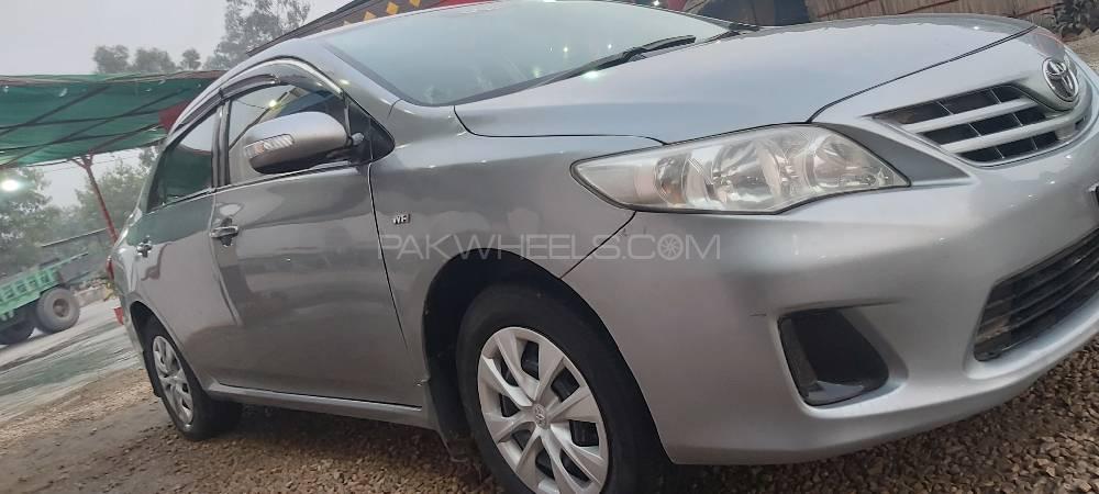 Toyota Corolla 2013 for Sale in Dera ismail khan Image-1