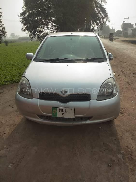 Toyota Vitz 2001 for Sale in Multan Image-1